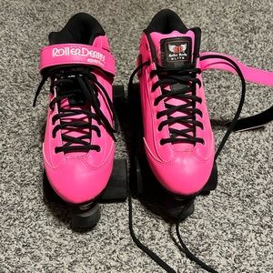 Roller derby, elite stomp 5 rollerskates like new size 9